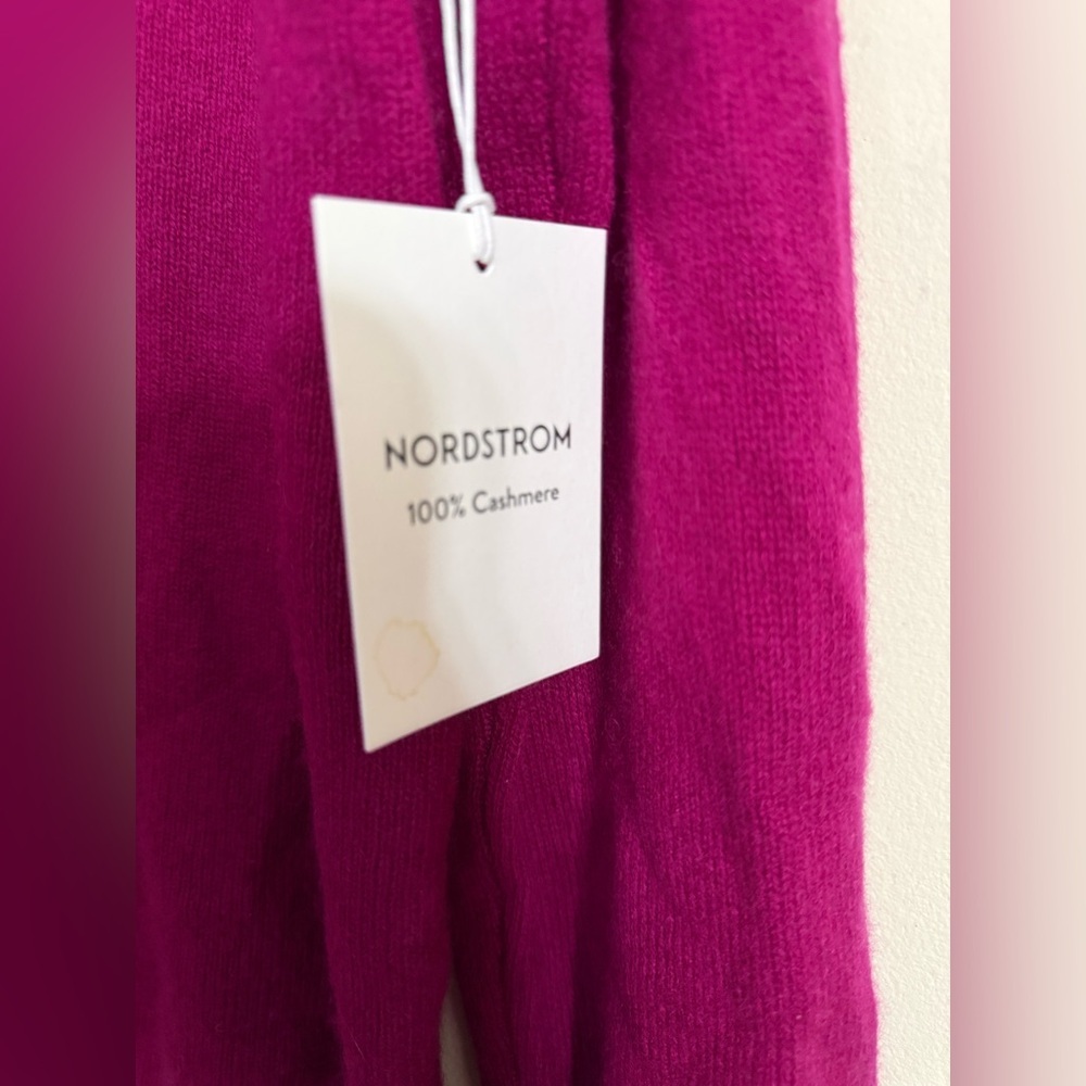 Nordstrom Hot Pink 100% Cashmere V-Neck Sweater NWT XL - Picture 3 of 4